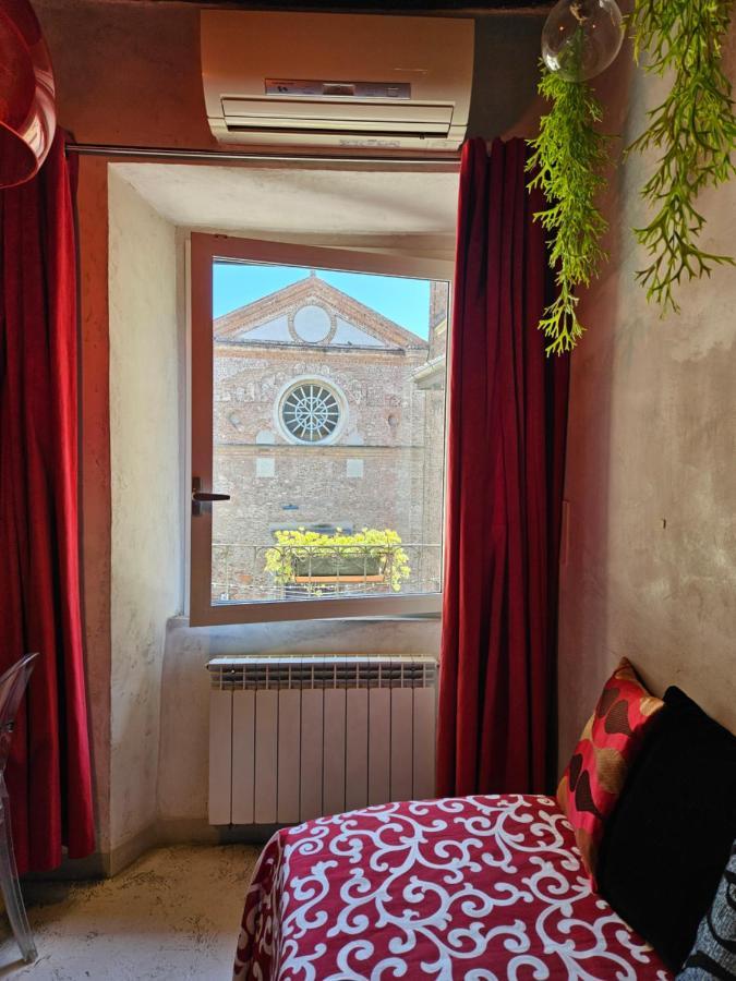 Vm Siro Comi Apartment Павия Екстериор снимка