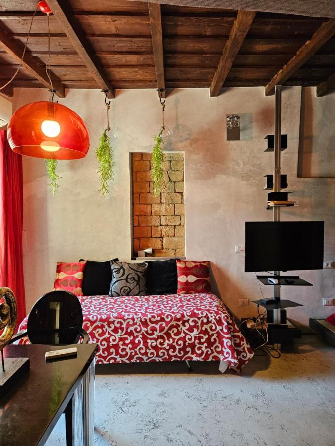 Vm Siro Comi Apartment Павия Екстериор снимка