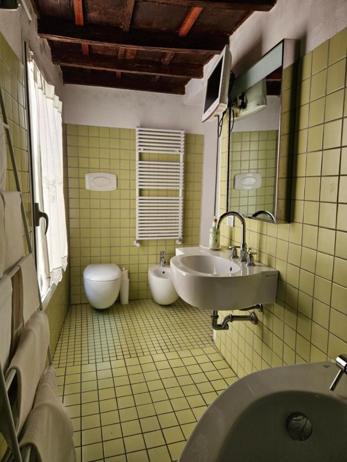 Vm Siro Comi Apartment Павия Екстериор снимка