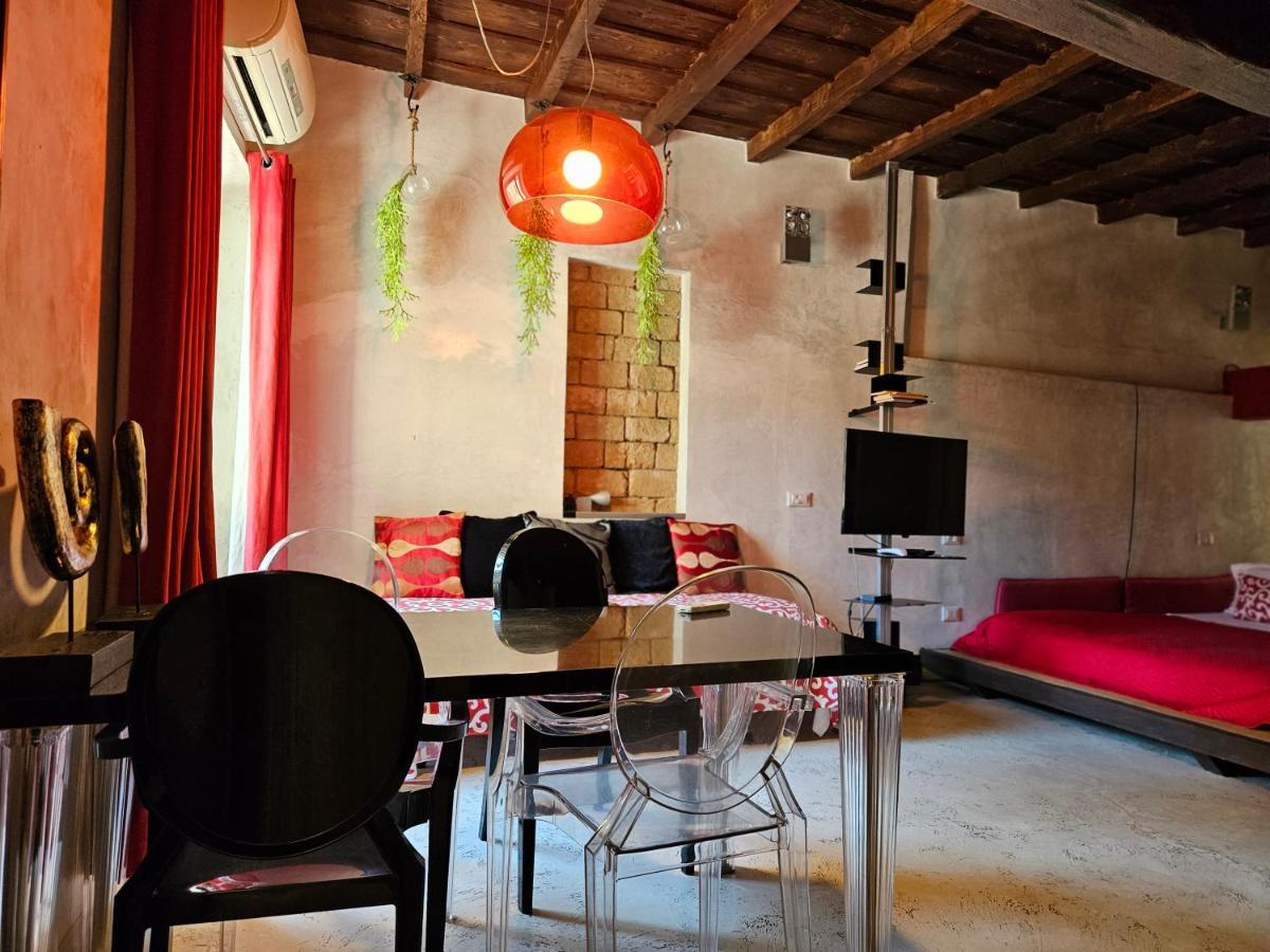 Vm Siro Comi Apartment Павия Екстериор снимка