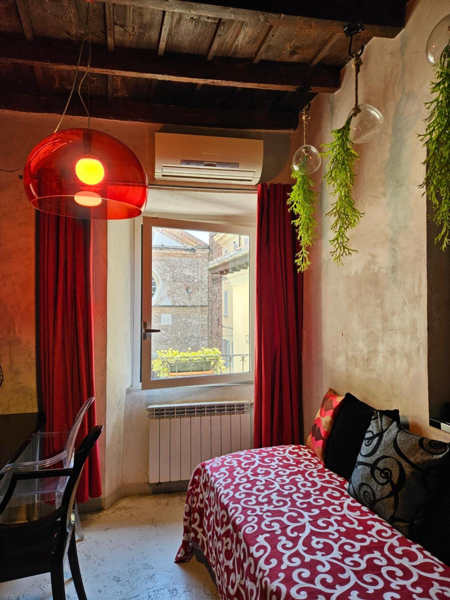 Vm Siro Comi Apartment Павия Екстериор снимка